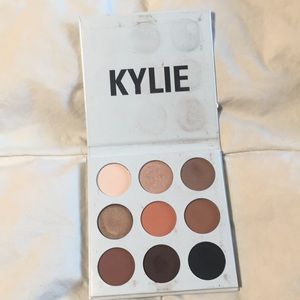 Kylie pallet